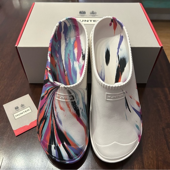 Hunter Shoes - HUNTER • NEW IN BOX Unisex In and Out Bloom Algae Marble Foam Clogs